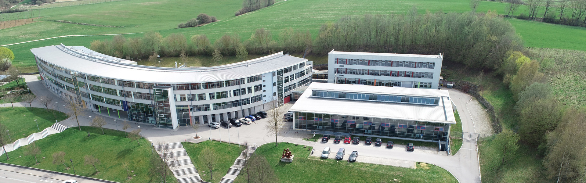 karmacon – Slider HGW Hallertau Gymnasium von oben